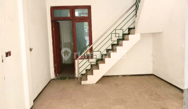 Sewa Ruang Usaha Pinggir Jalan Cocok untuk Salon/Cafe di Ngagel Jaya Utara Surabaya