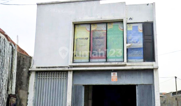 Warehouse for Rent 2 Floors with Office and Spacious Parking in Tropodo, Waru, Surabaya
