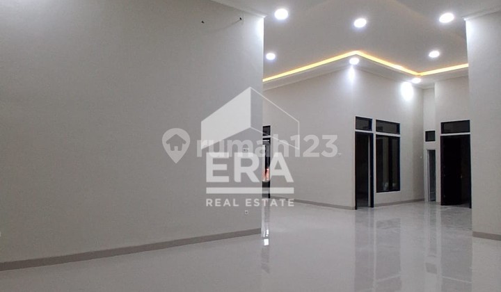 Jual Rumah Baru High Ceilling Siap Huni di Halmahera Semarang 2