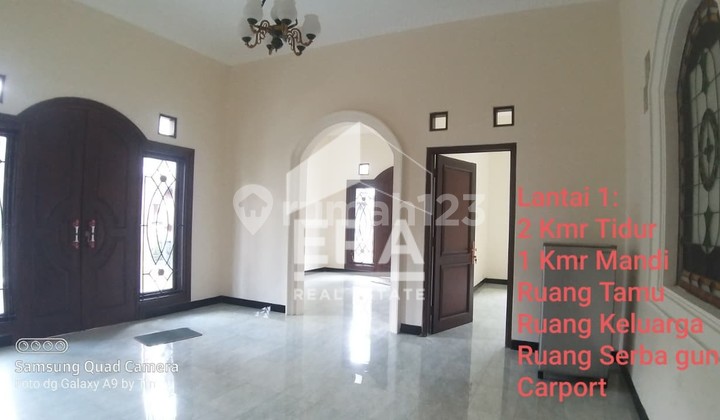 Rumah Mewah 3 Lantai Ada Balkon Hanya 5 Menit dari Kampus UII di Griya Perwita Wisata Sleman 2