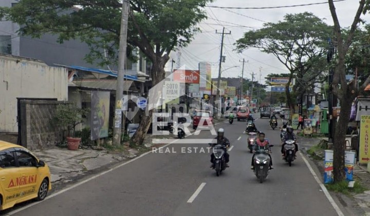 Rent a 2-Story Shop House on the Main Road with Truck Access in Sukun, Banyumanik, Semarang 2