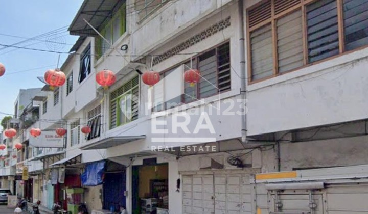 Murah!! Kios 3 Lantai Siap Pakai di Area Pusat Dagang Pecinan 2