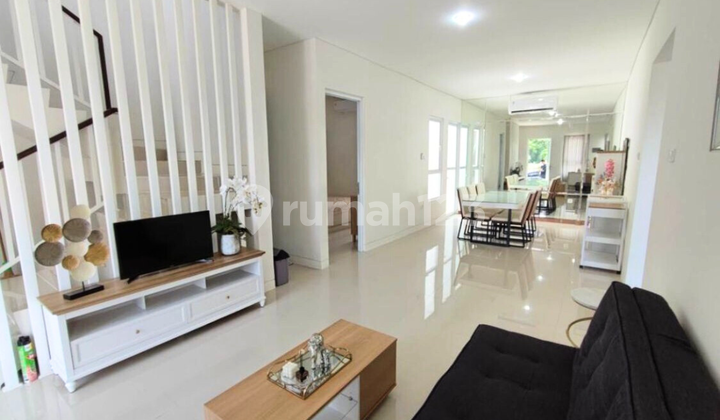 Jual Rumah Bagus Full Furnished di Victoria Highland Citraland Bsb Semarang 1