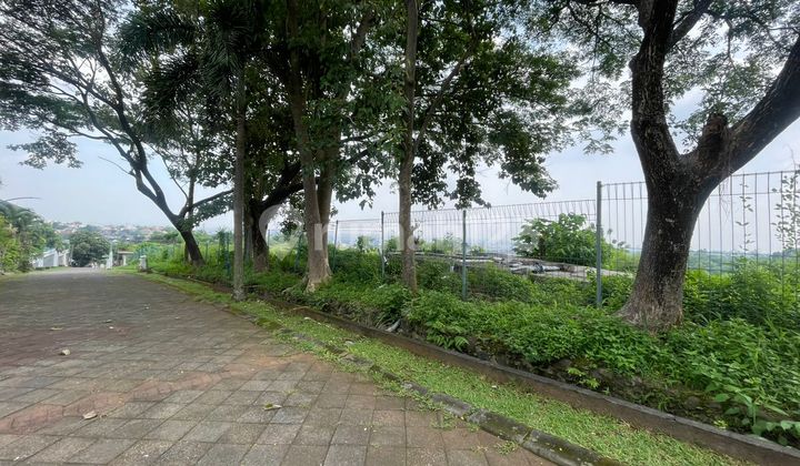 Kavling 300 m2 Kawasan Elite Semarang Atas Ada View di Candi Golf 1