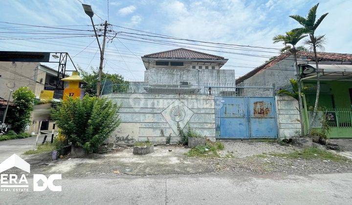 Rumah 2 Lantai Tengah Kota Dekat Jl Kartini Purwosari 1