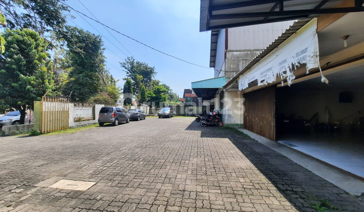 Ruang Usaha Parkiran Luas Nego Sampai Deal di Dr Cipto Semarang 2
