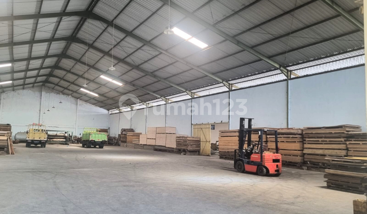 Jual Gudang tersedia 3 Unit Berjejer di Kawasan Industri Terboyo Semarang 1