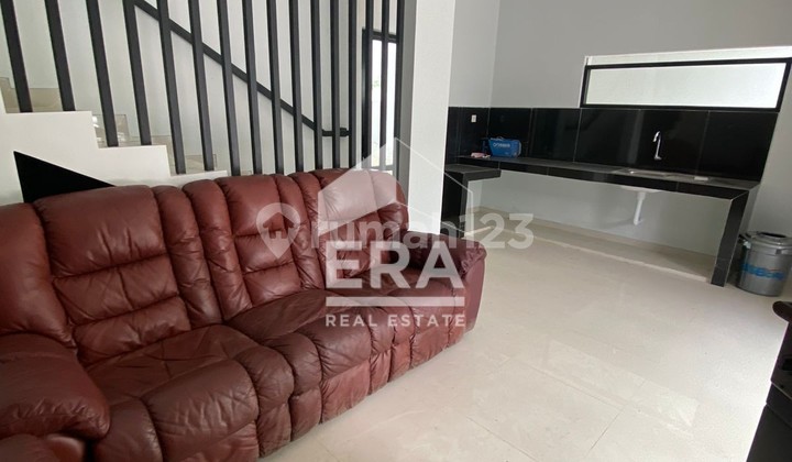 Siap Huni!! Rumah Baru Furnished Harga Nego di The Miles Mijen 2