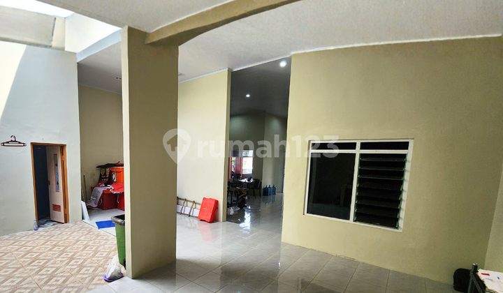 House for Sale, Suitable for Business in Tlogosari, Semarang 1