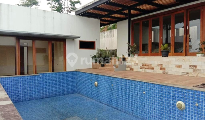 Jual Rumah Ada Kolam Renang Suasana Sejuk di Kopeng Salatiga Getasan 1