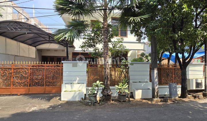 Dijual Rumah Luas 2 Lantai di Kramat Jati Jakarta 1