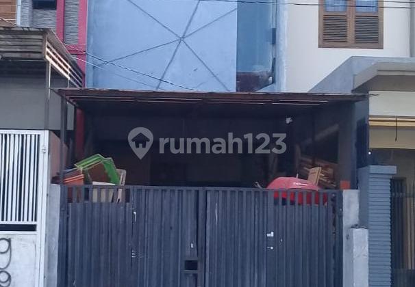 Ruko Boulevard Strategis di Cempaka Putih Jakarta 