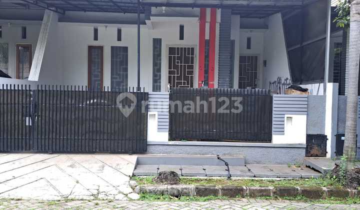 Dijual Rumah Siap Huni di Taman Cikas Bekasi Dijual Rumah Siap Huni di Taman Cikas Bekasi