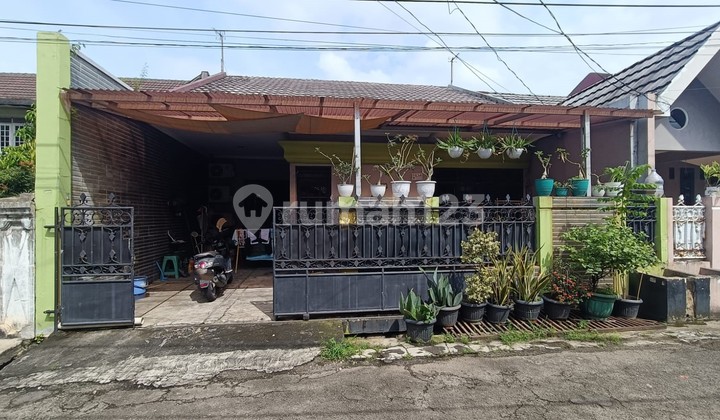 Dijual Rumah Luas Dekat Tol dan Stasiun Bebas Banjir di Jaka Mulya Bekasi Dijual Rumah Luas Dekat Tol dan Stasiun Bebas Banjir di Jaka Mulya Bekasi