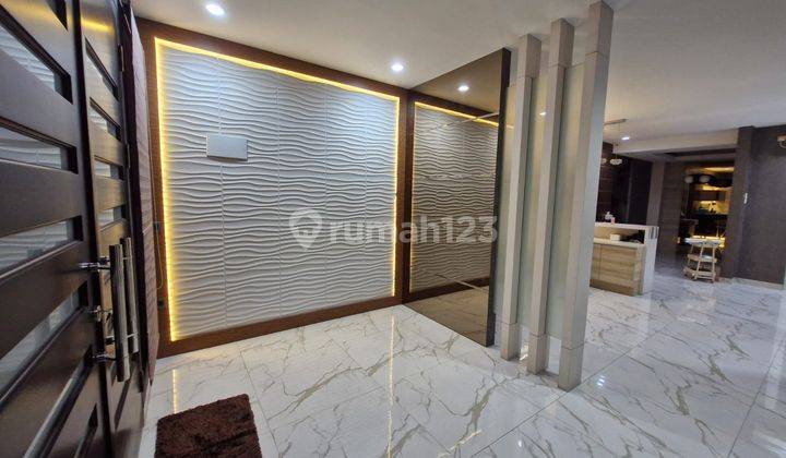 Dijual Rumah Mewah di Karawang  2
