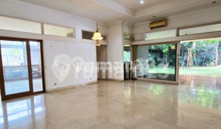 Rumah 1320 M2 di Bawah NJOP di Kemang Utara Jakarta Selatan