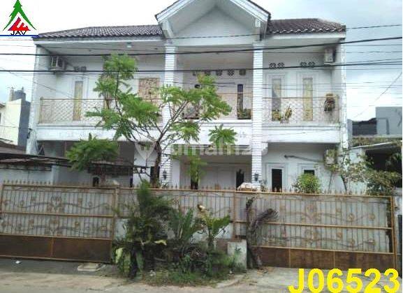 Dijual rumah 2 lantai  5 kamar tidur di Kelapa Dua 5 menit ke SMS 1