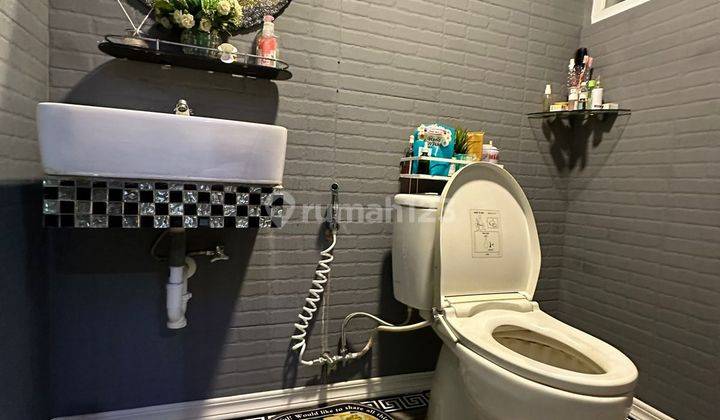 Dijual Rumah Cantik Siap Huni 15 Menitan Ke Tol 2