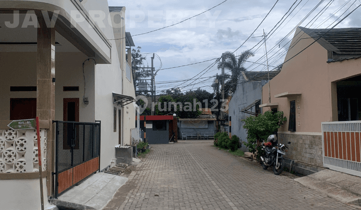 Dijual Rumah Posisi Hook Dekat Cendana Botanic, 15 Menit Ke Gading Serpong Tangerang 2