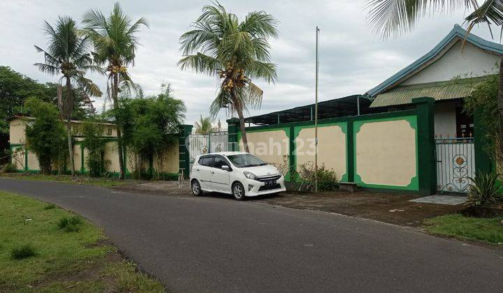 Rumah Tepi Pantai Perancak Jembrana  2