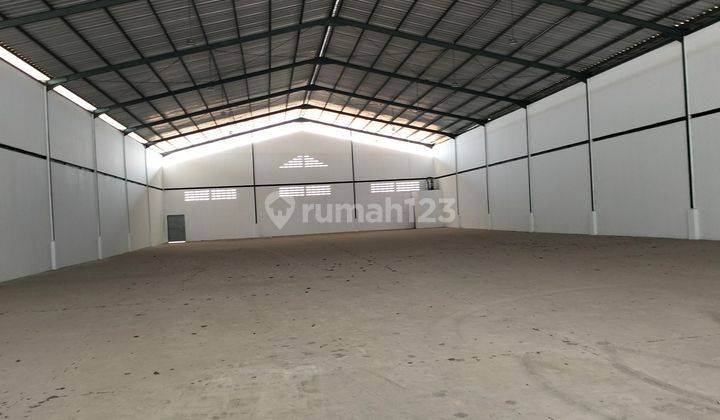 Gudang industri di sewakan .siap pakai 1