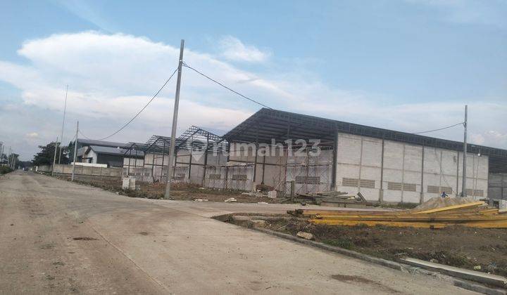 Gudang Baru di jual siap pakai dinkawasan industrial park cikamde 2