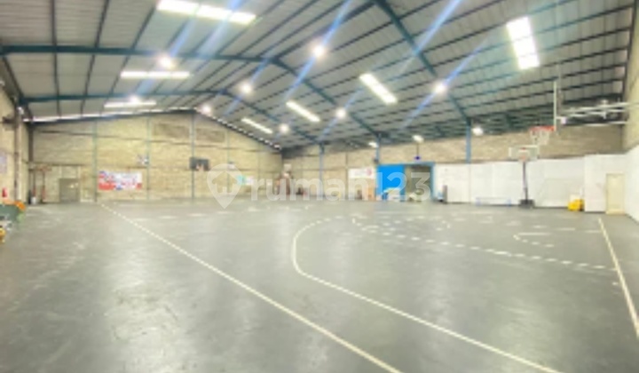 Warehouse for Rent in a Strategic Location. Located in the Center of Tangerang City. Warehouse for Rent in a Strategic Location. Located in the Center of Tangerang City.