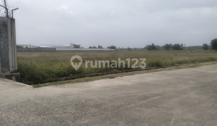Kavling Industrial Milenium Estate .di Jual Siap Bangun.akses Cor Beton 40 Feet Kavling Industrial Milenium Estate .di Jual Siap Bangun.akses Cor Beton 40 Feet
