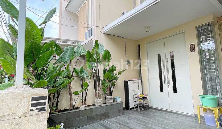Rumah Mulyosari Utara 2 Bangunan 2 Lantai Full Furnished 2
