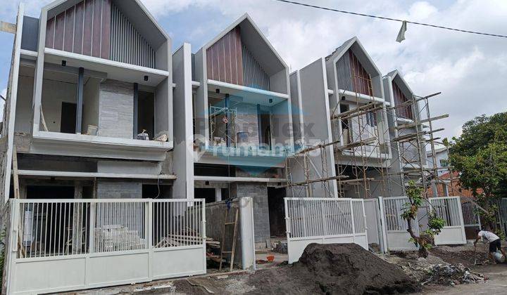 Dijual Rumah Tenggilis Model Scandinavian (D) 1