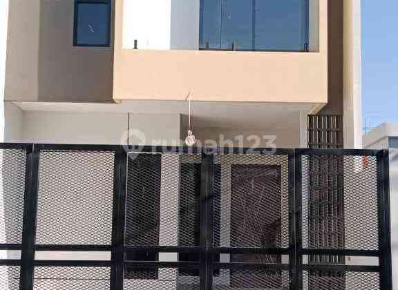 Rumah Baru Darmo Permai Timur Surabaya!