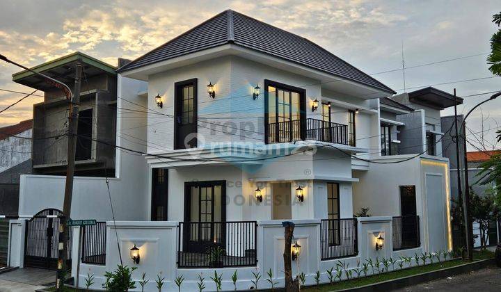 Dijual Rumah Modern Style Rungkut Asri Utara 1