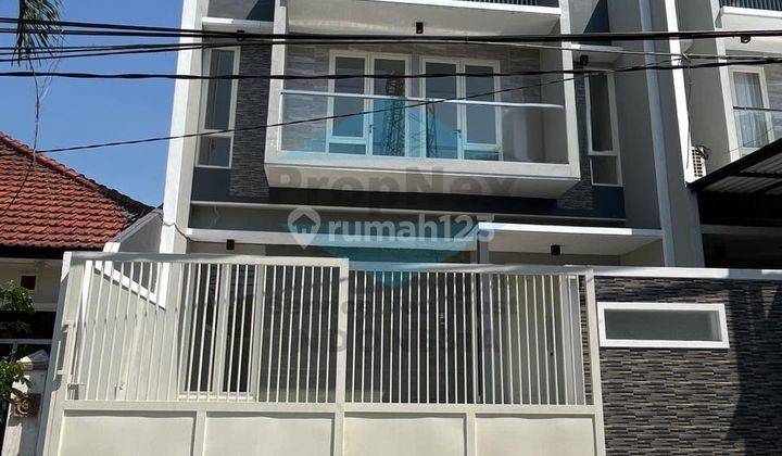 Dijual Rumah Gress Raya Manyar Tirtomoyo 2