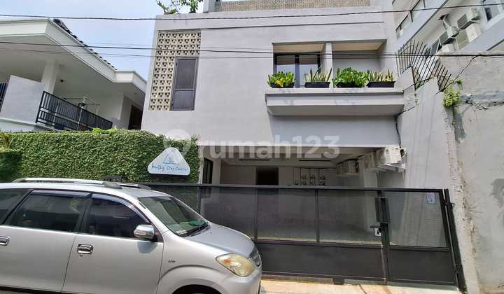 Rumah dan Kost strategis di Gunung Sahari, Jakarta Pusat 2
