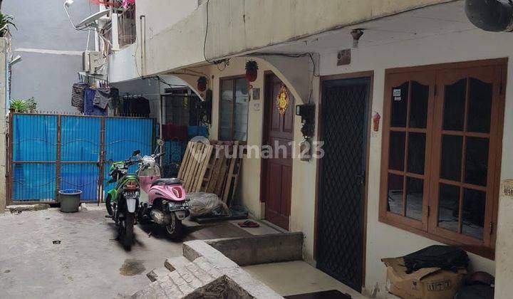 Rumah 2 Lantai Lokasi Ramai Dekat Kemana Mana Di Jakarta Barat 2