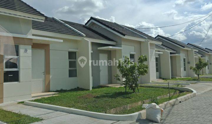 Rumah Diap Huni Lokasi Nyaman di Srimaya Residence 1