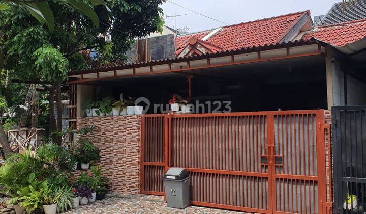 Rumah Siap Huni Sangat Strategis di Harapan Indah, Bekasi 1