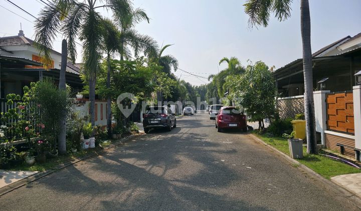 Ready to Occupy Nice House in Aralia Cluster, Kota Harapan Indah 2