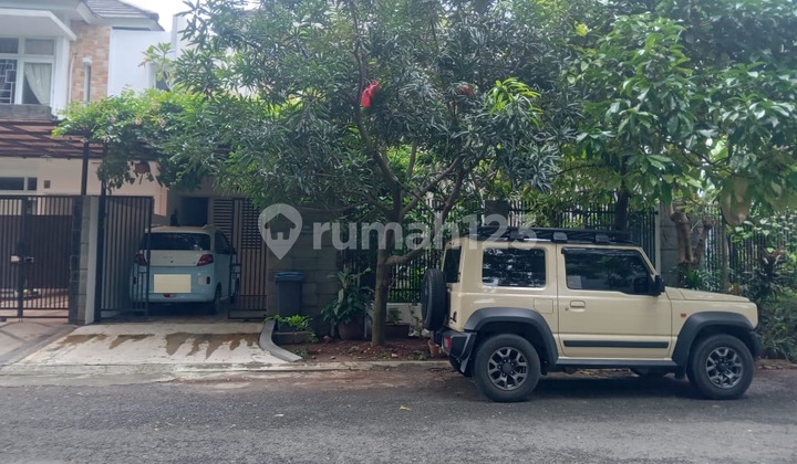 Rumah Mewah Ada Kolam Renang di Metland,Jakarta Timur