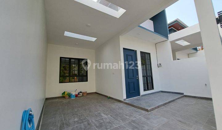 Rumah Modern Minimalis Siap Huni di Harapan Indah, Bekasi 2