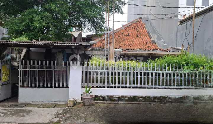 Rumah Dijual Hitung Tanah di Taman Sari, Jakarta Barat
