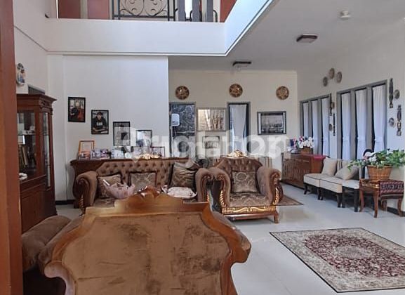 DISEWAKAN RUMAH MEWAH VANCOUVER BALIKPAPAN BARU  2