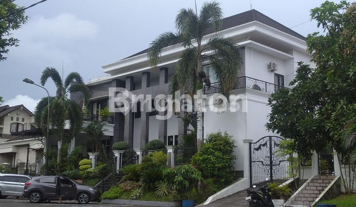DIJUAL RUMAH MEWAH BALIKPAPAN BARU 