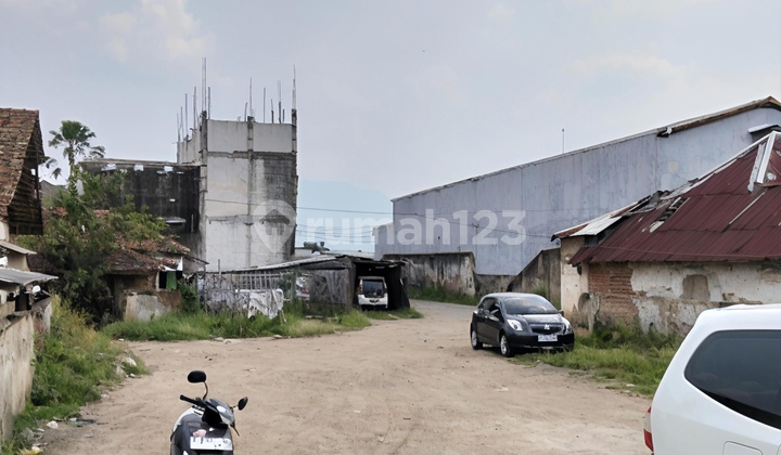 Majalaya Dense Land near Majalaya and Yogya Business Center Majalaya Dense Land near Majalaya and Yogya Business Center