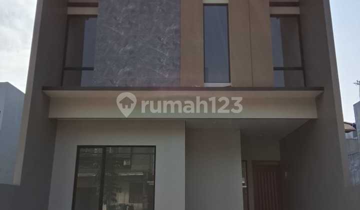 4+1 Kamar Tidur Cluster Favorit Mekarwangi (Rumah Baru) Dekat Singgasana Cibaduyut