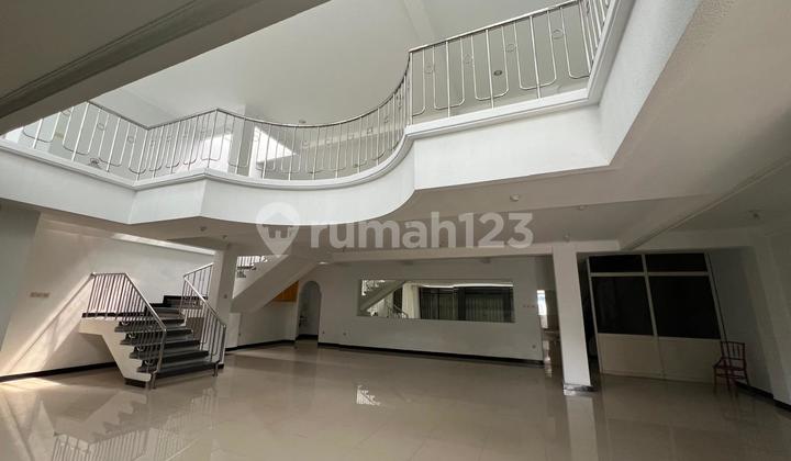 Width 12 meters Pasir Kaliki Mainroad 1 Way near Grand Pacific Hotel 2