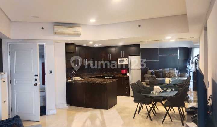 Apartemen Sudirman Tower Condomium 2 Kamar Lt Marmer By Brigitta