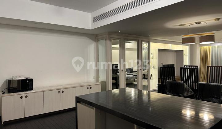 Apartemen Verde 193m2, Renovated 2