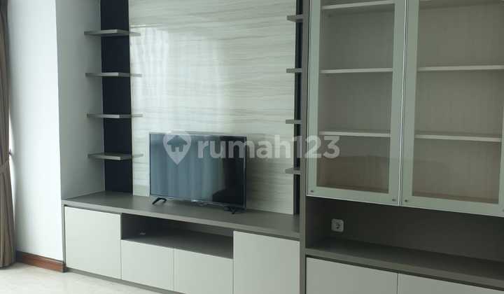 Puri Imperium Apartment 3 Bedrooms Cheap & Nice By Brigitta 2