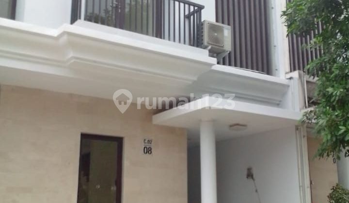 Citra Lake Sawangan Two-Story House 2